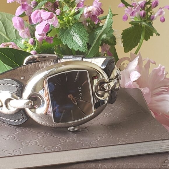 Stunning Authentic Gucci Marina Chain Watch with Box - Picture 16 of 16